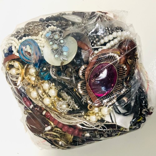 Vintage necklace and jewelry - vintage,