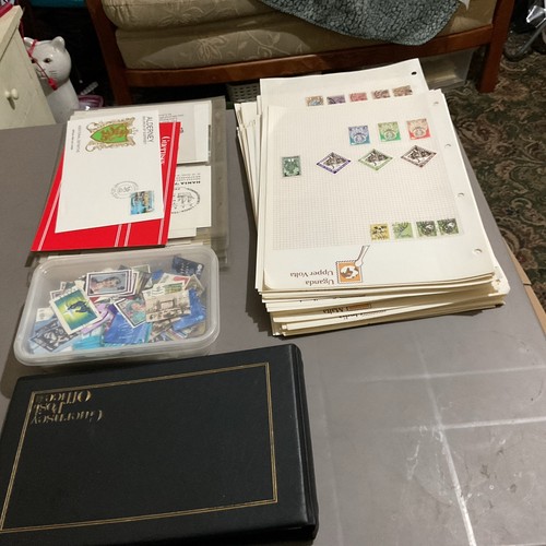 World mixed stamps messey - world,