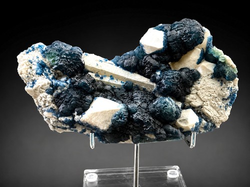 Blue fluorite white quartz - fluorite, on